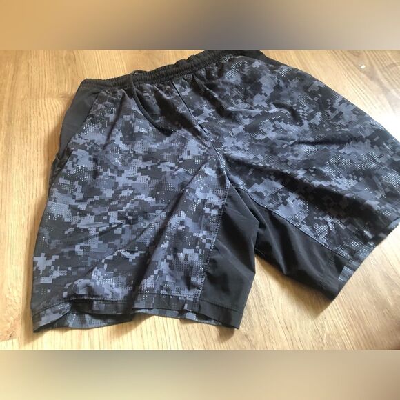 ✨ Lululemon | Pace Breaker MENS Shorts - Picture 3 of 6